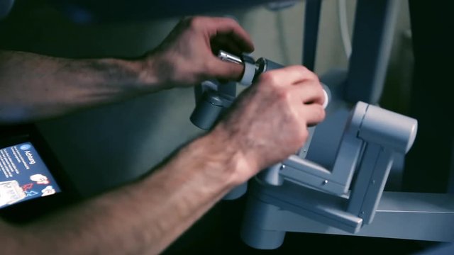 Manual control by minimally Invasive Robotic Surgery