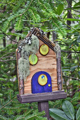 Garden gnome classic house