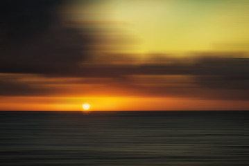 Fototapeta na wymiar tramonto in panning