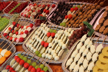 Schokoladenfrüchte, Volksfest, Jahrmarkt, Kirmes