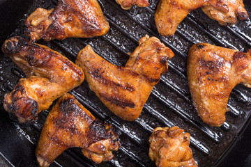 Grilled chicken wings