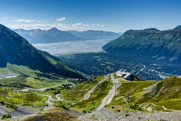 Papier peint adhésif Denali View towards and from Mount Alyeska in Alaska United States of A