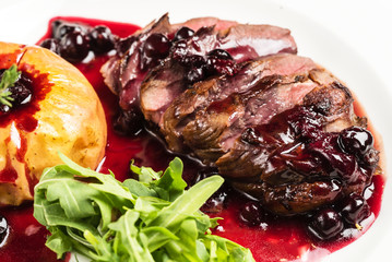 roasted beef with berry sauce