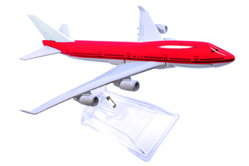 Fototapeta na wymiar maquette d'avion de ligne carlingue rouge 