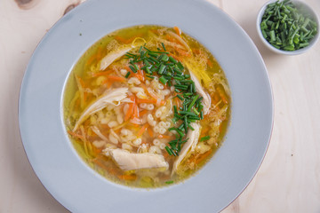 Hühnersuppe