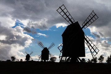 Silhouette Windmühlen © Erwin