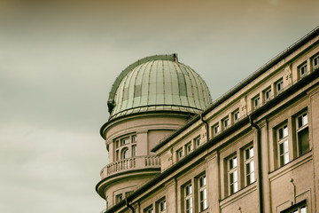 Sternwarte mit Kuppel auf einem Museum