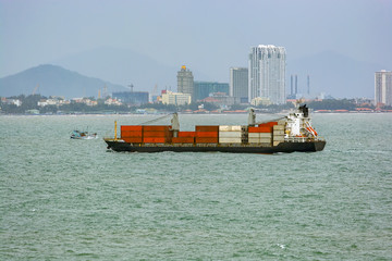 Fototapeta premium Container vessel in Vung Tau quay. Vietnam