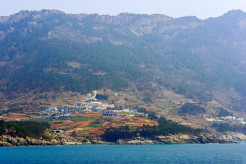 Fototapeta na wymiar East-China Sea rocky coastline of South Korea