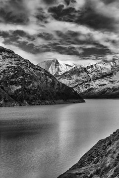 Fototapeta beautiful mountain landscape. Swiss alps with mountain tops in the snow. black-and-white image landscape