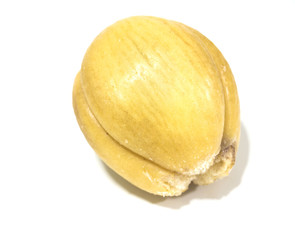 The fruit Salak or Zalacca is a native plant of Indonesia, Lot of Calcium and phosphorus help bones and teeth, relieve thirst and moisturize the body