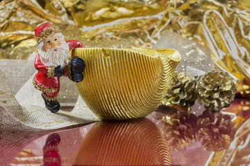 Papá Noel en la mesa de navidad