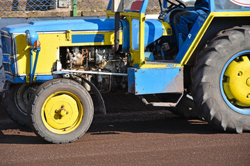 Tractor smooths the way on the dirty sport track