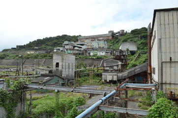 Fototapeta na wymiar 長崎県長崎市 池島 炭鉱 アパート 廃墟 Nagasaki city Ikeshima Coalmine apartment ruins
