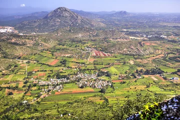 Selbstklebende Fototapete Hügel Nandi Hills, Indien