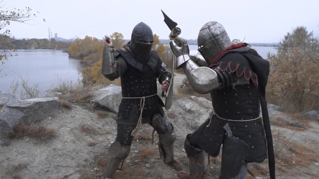 Knee strike and the completion of a halberd enemy