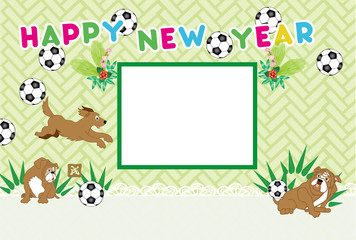 犬のとサッカーボールの写真フレーム年賀状テンプレート