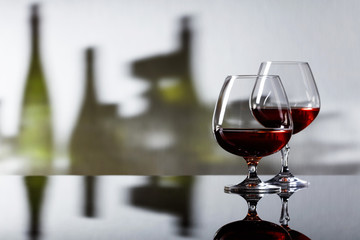 Two glasses of brandy .