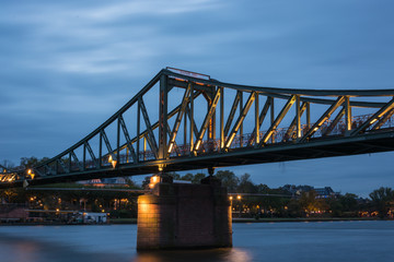 Obraz premium The bridge 