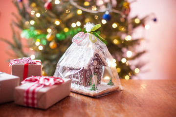 Fototapeta na wymiar Christmas gingerbread house