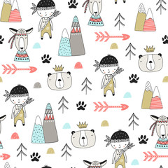 Niedliche handgezeichnete Kindergarten nahtlose Muster mit wilden Tieren im skandinavischen Stil. Vektor-Illustration