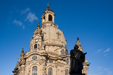 Fototapeta na wymiar Frauenkirche in Dresden, Sachen, Deutschland 