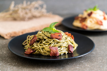 Spaghetti with basil pesto and bacon