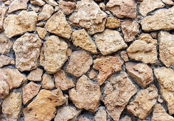 Natural stone wall