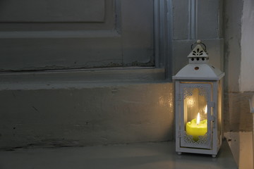 Kerze in Laterne 