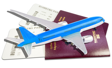 avion bleu sur passeports et carte d'accès à bord 