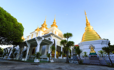 Fototapeta premium Chetawan temple, Wat Chetawan religious monument of lampang Province, Thailand