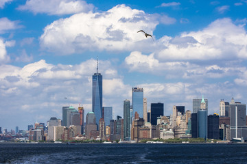Naklejka premium New York City panorama with Manhattan Skyline over Hudson River.