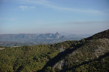 Fototapeta na wymiar Impressive Meteora Mountains 