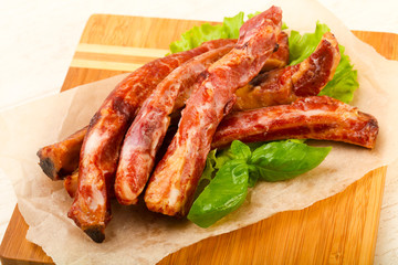 Smoked pork ribs