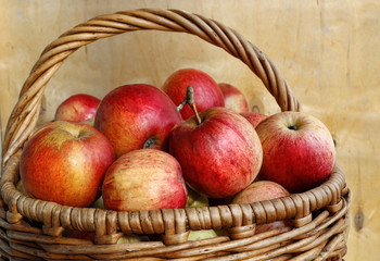 Bright ripe apples in a basket