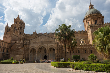 Fototapeta na wymiar Palermo Cathedral (Metropolitan Cathedral of the Assumption of Virgin Mary) in Palermo, Sicily, Italy. Architectural complex built in Norman, Moorish, Gothic, Baroque and Neoclassical style