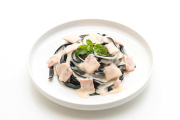 black fettuccine spaghetti carbonara ham