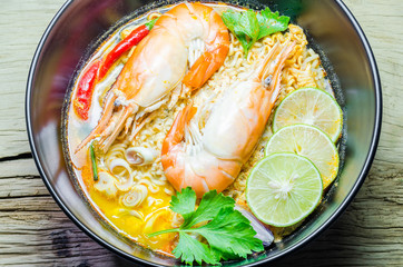 Tom yum kung,Thai style noodle