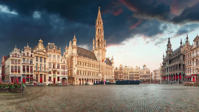 Brussels at sunrise - Grand place, Belgium, Time lapse