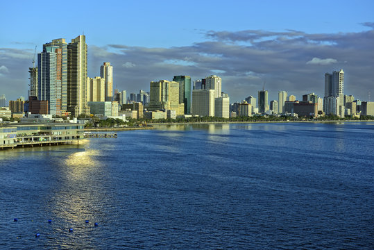Sea departure in a setting sun from Manila, Philippines
