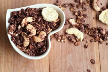 healthy granola with cashew