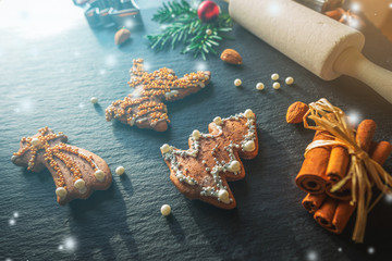 in der Weihnachtsbäckerei