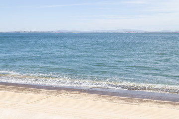 Fototapeta na wymiar Beach in Lisboa downtown