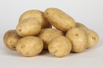 Pomme de terre, fond blanc