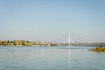 Obraz premium Brige of Liberty crossing the Dunabe river in Novi Sad, Vojvodina