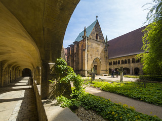 Dom St. Mariä Himmelfahrt, Mariendom zu Hildesheim,  UNESCO Weltkulturerbe, Hildesheim,...
