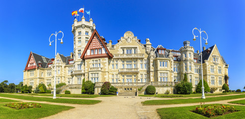Fototapeta na wymiar Palace Magdalena in Santander, Cantabria, Northern Spain