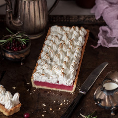 Fototapeta premium Cranberry Meringue Tart