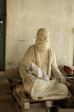 Manufacture de statues &agrave; Mah&auml;balipuram (Tamil Nadu- Inde)