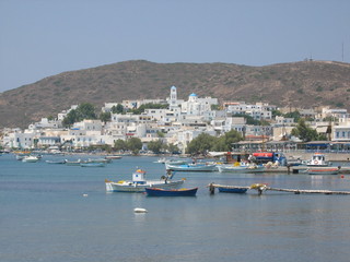 Villaggio di Adamante sul mare a  Milo nelle isole cicladi in Grecia. 